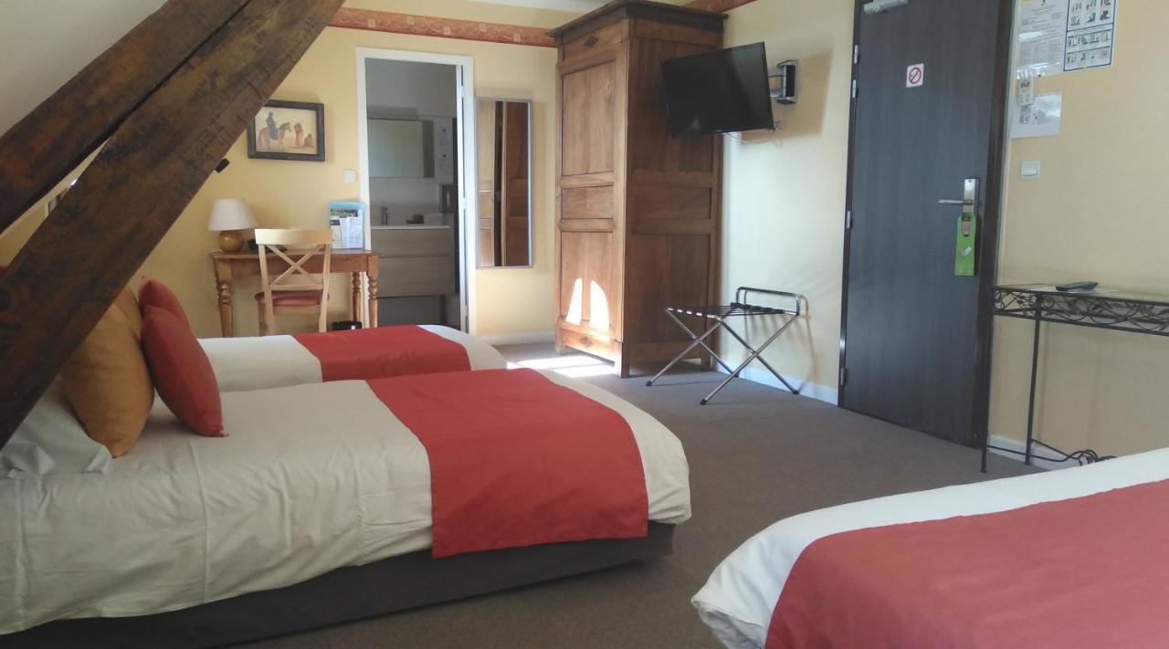 Hotel Henri IV Coutras エクステリア 写真