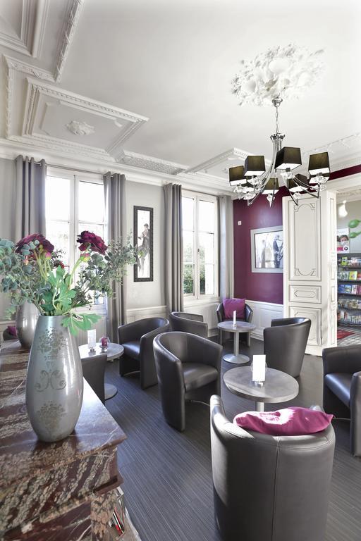 Hotel Henri IV Coutras エクステリア 写真