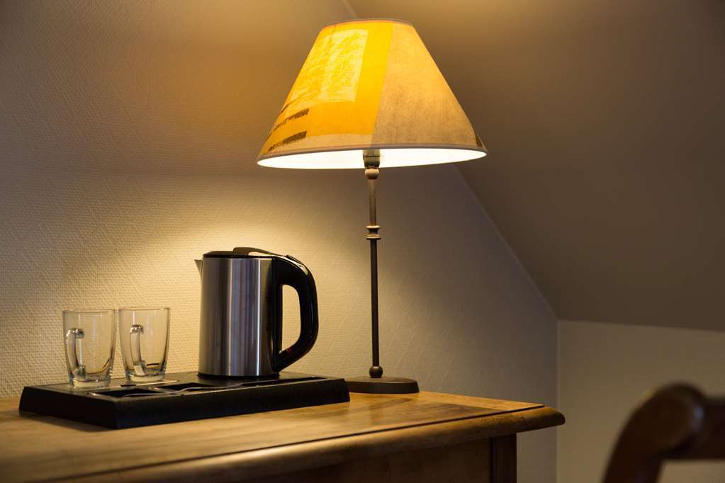 Hotel Henri IV Coutras 設備 写真