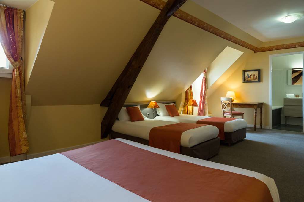 Hotel Henri IV Coutras 部屋 写真